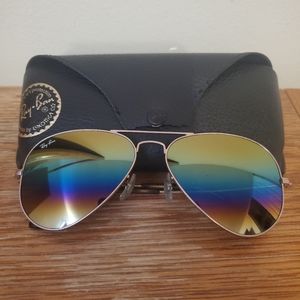 🌈 Ray-Ban Aviators